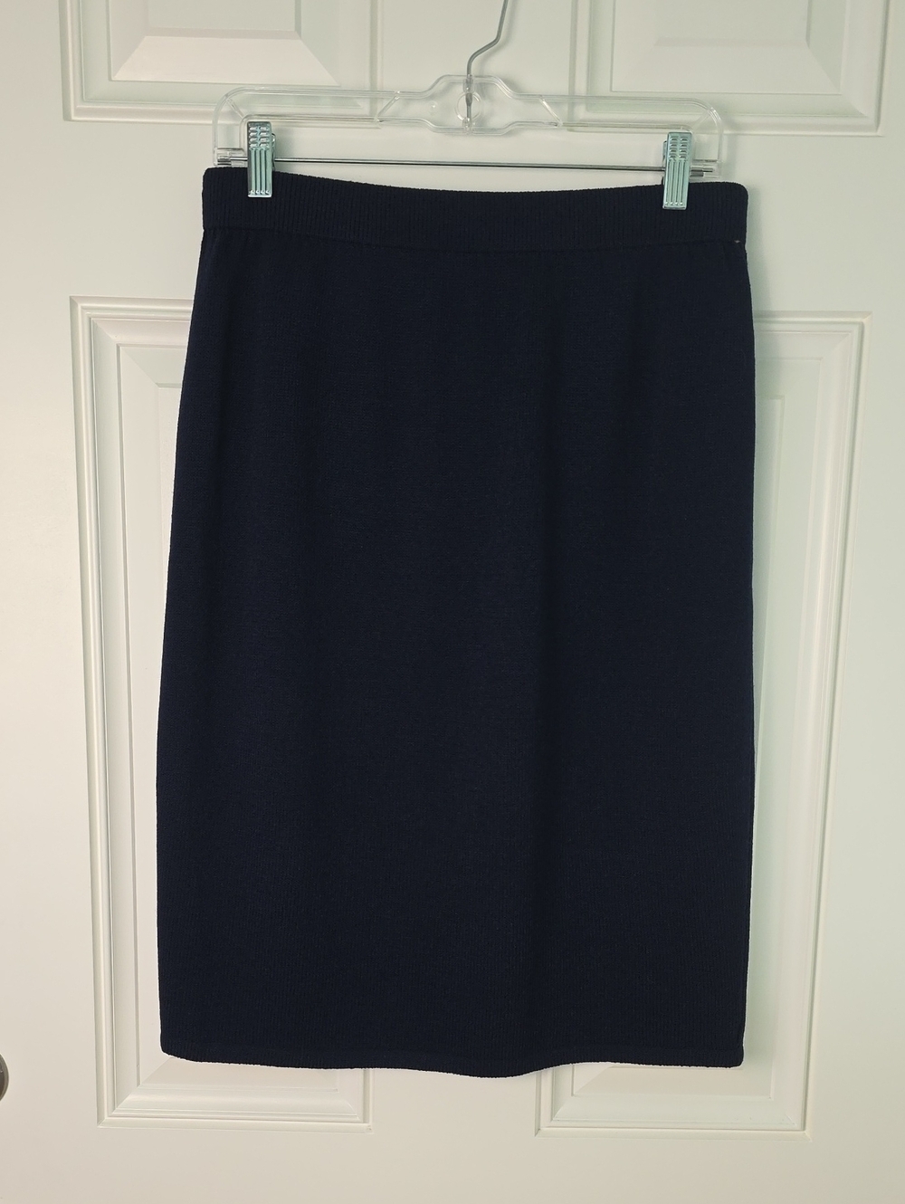 St. John Basics Navy Knit Pencil Skirt. Size 12